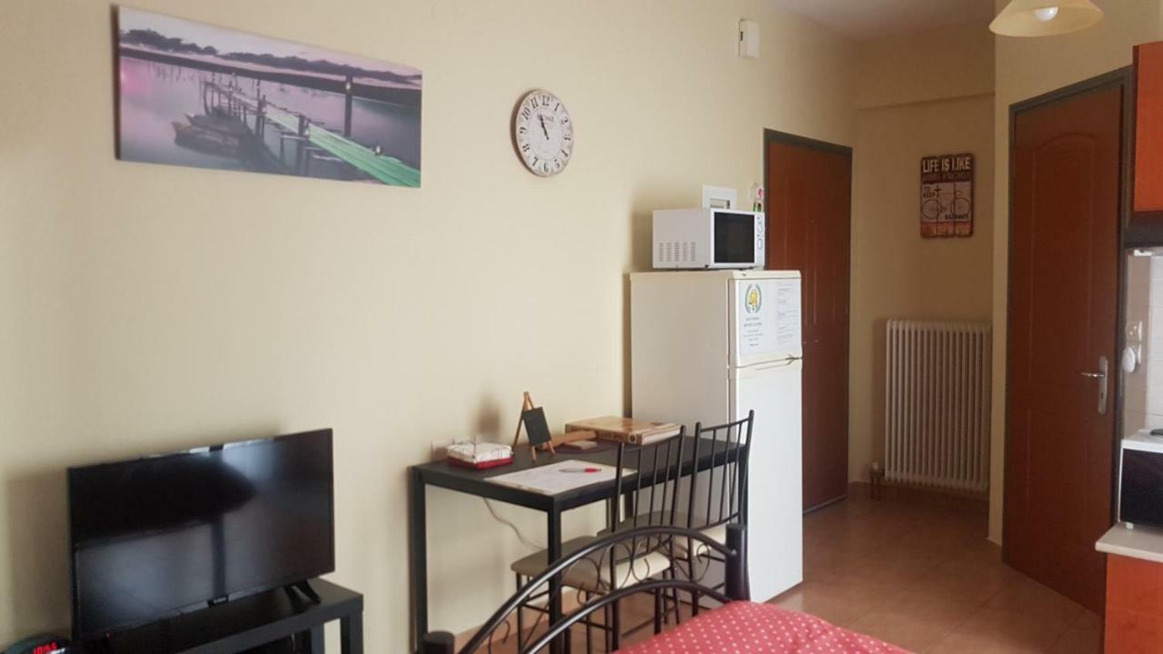 Apartamento Cozy Loft Mesolóngion Exterior foto