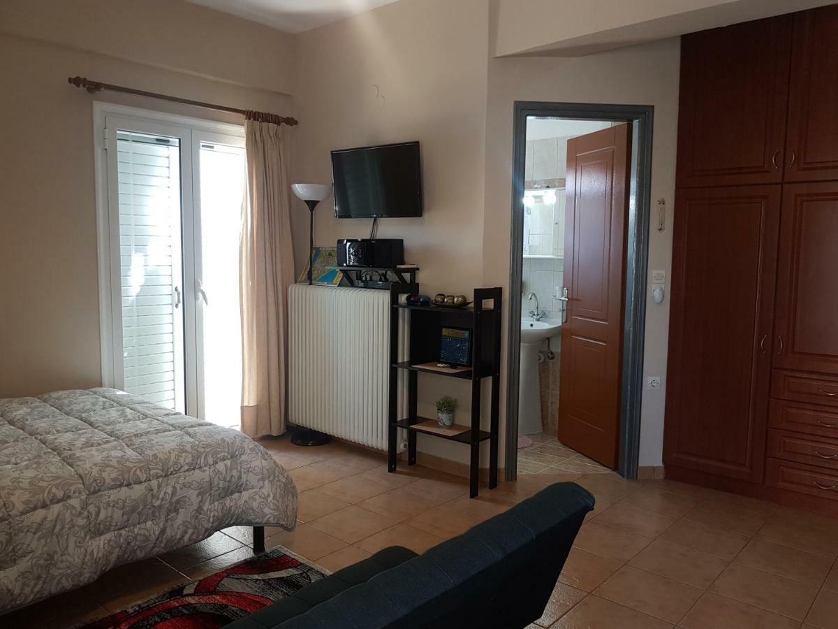 Apartamento Cozy Loft Mesolóngion Exterior foto
